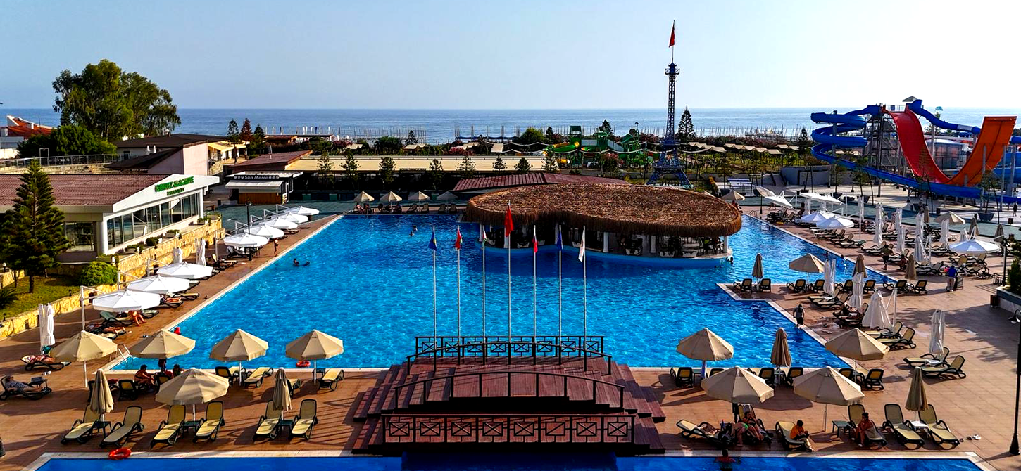 Beach & Pools