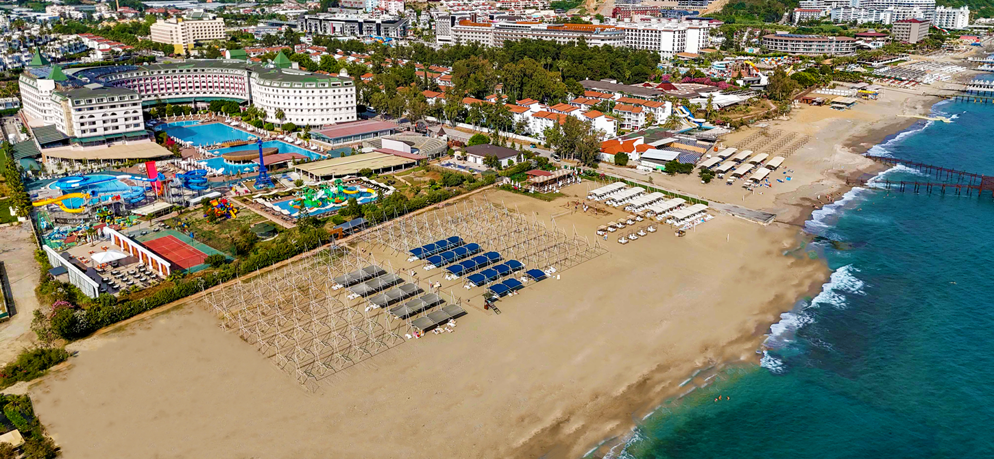 Beach & Pools